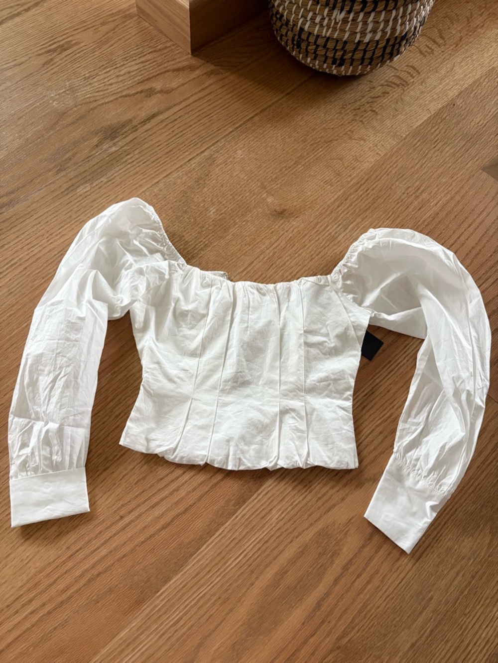 Lioness almost famous top